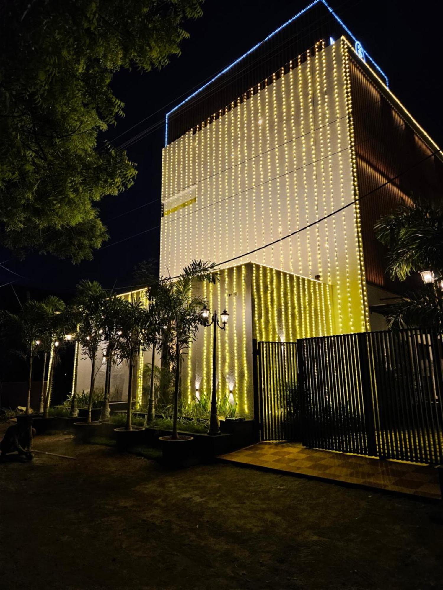 Hotel Pl Grand Karaikkudi Exterior photo
